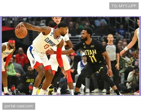 快船队半场完成30次传球助攻，体现极致团队篮球理念