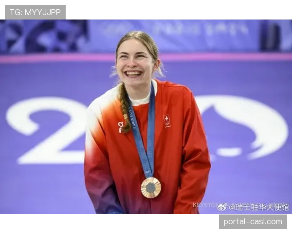 英国曼彻斯特室内世锦赛：女子竞速项目金牌由荷兰选手Zoe Claessens获得。